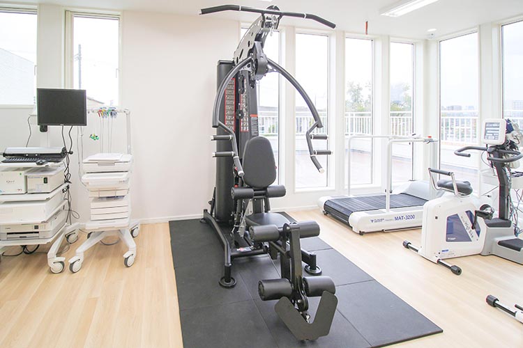 トレーニングマシン