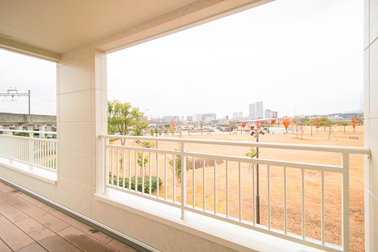 ルーフバルコニー